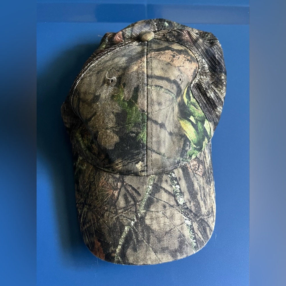 Signatures Camouflage Baseball Cap